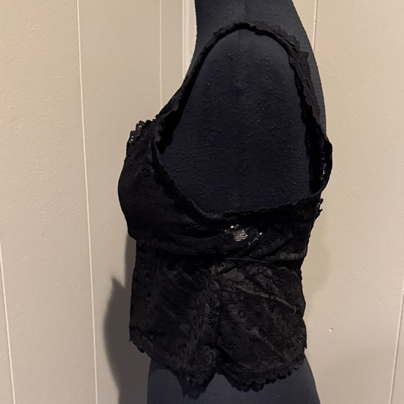 B36 Show Off by aerie Black Floral Lace V-Neck Bandeau Bralette - Picture 4 of 8